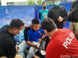 Polisi Tes Urine Sopir dan Kenek Bus, Hasilnya Dua Orang Positif Narkoba
