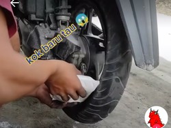 Viral Ban Bocor Ditambal Pakai Tepung, Netizen Sampai Takjub