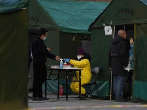 Kasus COVID-19 Meningkat, Beijing Lockdown Kasus COVID-19 Meningkat, Beijing Lockdown
