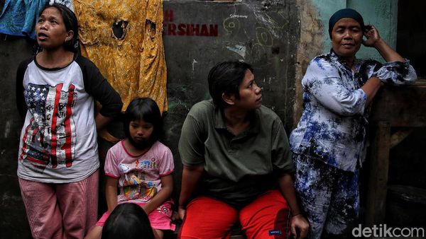 Waspada Potensi Klaster Keluarga di Permukiman Padat