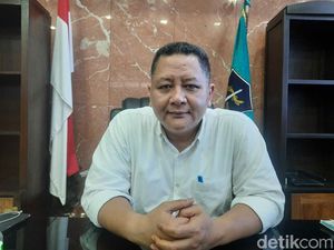 PDIP Diprediksi Sulit Raih 4 Kursi DPRD Jatim Dapil I Sepeninggal Whisnu PDIP Diprediksi Sulit Raih 4 Kursi DPRD Jatim Dapil I Sepeninggal Whisnu