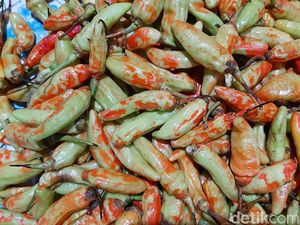 5 Fakta Cabe Rawit Dicat Merah Demi Harga Tinggi 5 Fakta Cabe Rawit Dicat Merah Demi Harga Tinggi