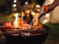 8 Tips Membuat Hidangan BBQ Sehat untuk Tahun Baru