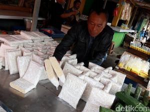 Ukuran Tempe-Tahu di Bandung Diperkecil Gegara Kedelai Naik Ukuran Tempe-Tahu di Bandung Diperkecil Gegara Kedelai Naik