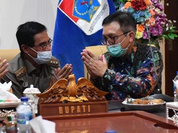 Sentil Banpres UMKM, Bupati Boltim Minta Maaf ke Jokowi & Menkop UKM