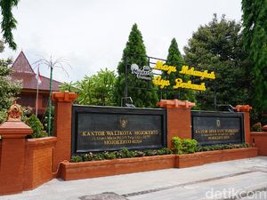Kantor DPRD Kota Mojokerto Ditutup Setelah 4 Anggotanya Positif COVID-19 Kantor DPRD Kota Mojokerto Ditutup Setelah 4 Anggotanya Positif COVID-19