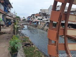 Raperda Limbah Domestik Jakarta, Comberan Rumah Dilarang Masuk Selokan?