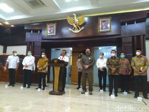 Pemerintah Larang dan Akan Hentikan Semua Kegiatan FPI! Pemerintah Larang dan Akan Hentikan Semua Kegiatan FPI!