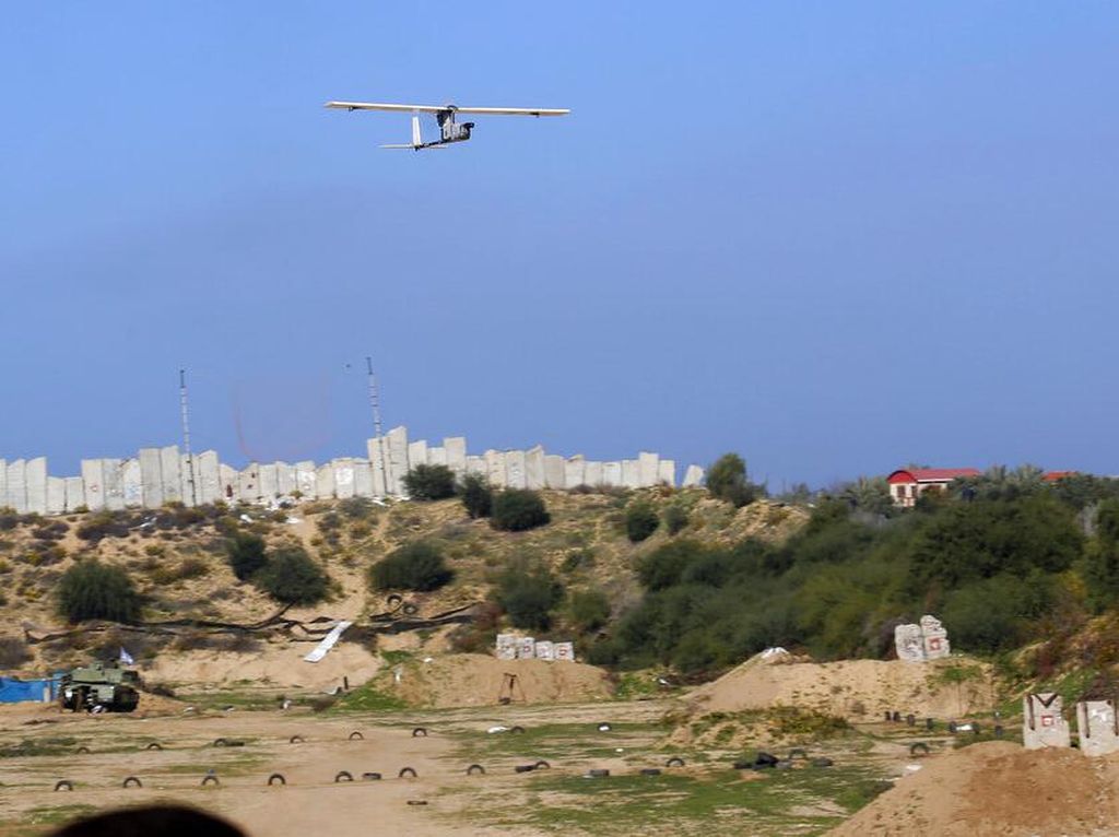 Israel Tembak Jatuh Drone Hizbullah