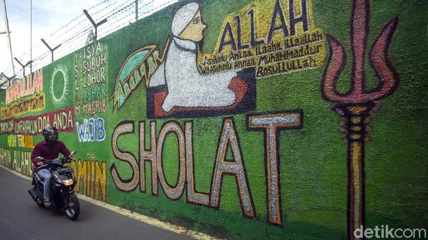 Mural Bernuansa Islami Hiasi Sudut Kawasan Kalibata