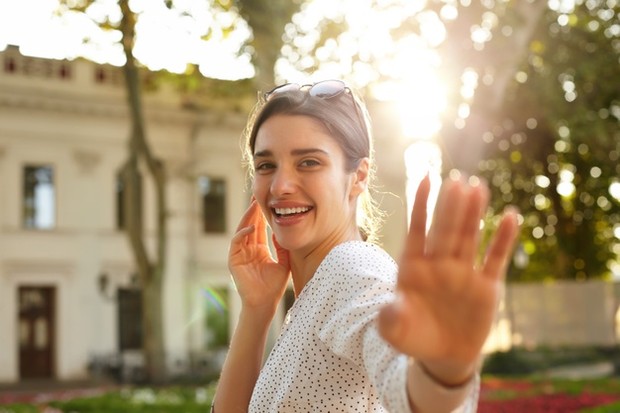 Jalan kaki pagi hari akan membuat harimu jadi lebih berenergi.
