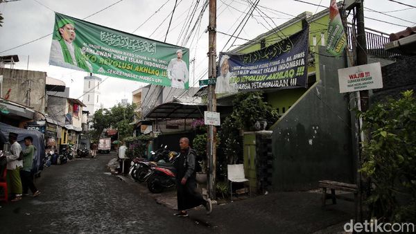 Penampakan Terkini di Petamburan Usai FPI Dilarang Pemerintah Penampakan Terkini di Petamburan Usai FPI Dilarang Pemerintah