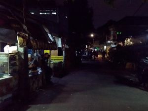 Begini Suasana Petamburan Usai Brimob-TNI Copot Spanduk FPI Begini Suasana Petamburan Usai Brimob-TNI Copot Spanduk FPI