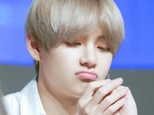 V BTS Ulang Tahun ke-25, Intip 10 Potret dan Julukannya yang Menggemaskan