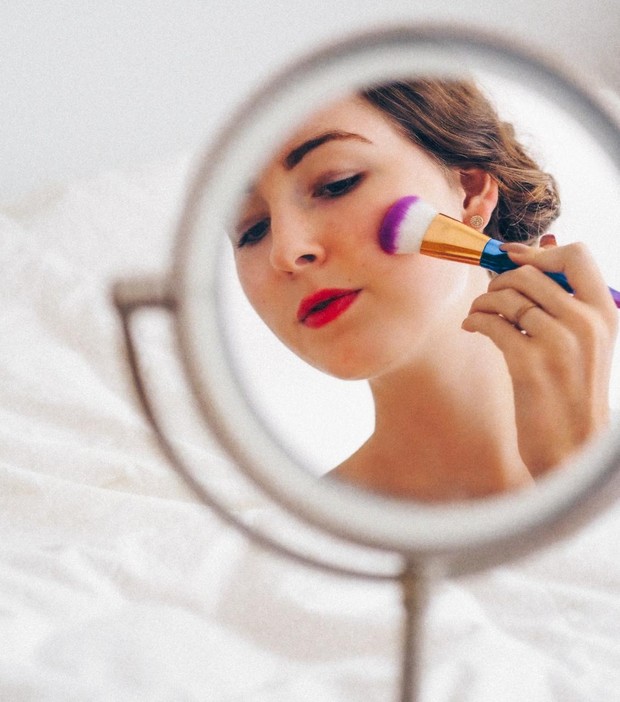 Foto: unsplash.com Aplikasikan Blush On