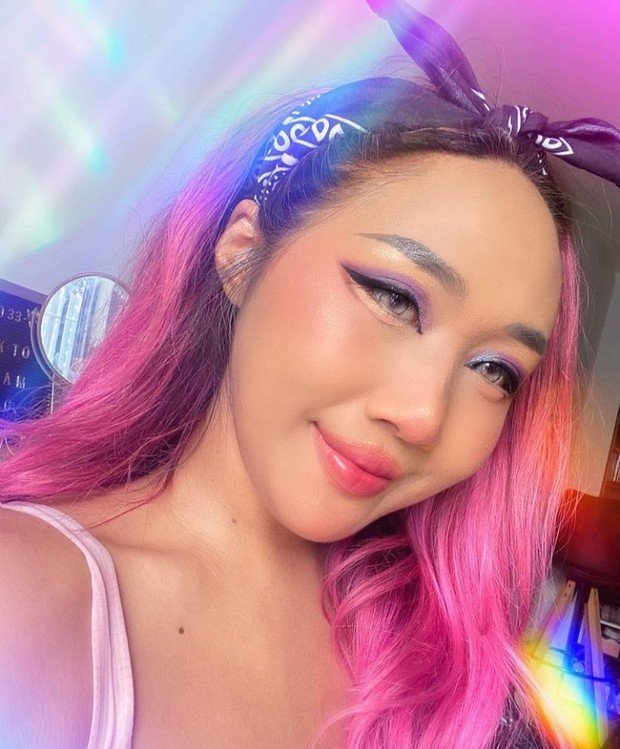 Foto:Colorful Liner/instagram.com/minyo33/ Inspirasi Makeup Malam Tahun Baru