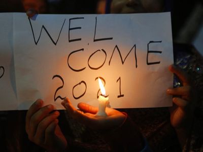 8 Cuitan Resolusi 2021 Netizen Indonesia yang Bikin Senyum Ngenes