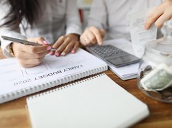 Kisah Cewek Pelit Kebangetan: Cuma Punya 1 Lampu, Masak Pakai Air Bekas