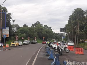 Jalur Puncak Bogor Sepi Jelang Tahun Baru, One Way Belum Diberlakukan Jalur Puncak Bogor Sepi Jelang Tahun Baru, One Way Belum Diberlakukan