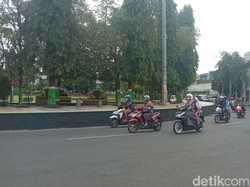 Warga Kudus, Kawasan Alun - alun dan Balai Jagong  Ditutup Saat Malam Tahun Baru