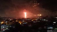 Tak Banyak, Kembang Api Tetap Hiasi Malam Tahun Baru 2021 di Papua-Ambon