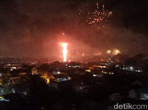 Tak Banyak, Kembang Api Tetap Hiasi Malam Tahun Baru 2021 di Papua-Ambon