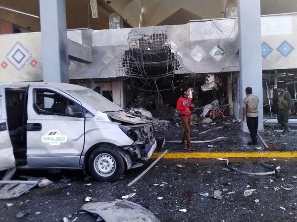 Kondisi Bandara Yaman Usai Ledakan