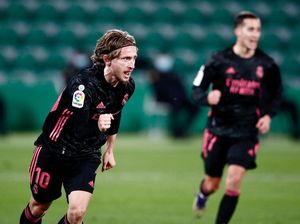 Luka Modric Perpanjang Kontrak, Bela Madrid Semusim Lagi