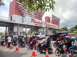 Jelang Malam Pergantian Tahun, Pantai Pangandaran Ramai Wisatawan