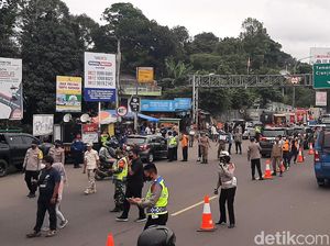 Operasi Yustisi di Simpang Gadog: 462 Kendaraan Diputar Balik Operasi Yustisi di Simpang Gadog: 462 Kendaraan Diputar Balik