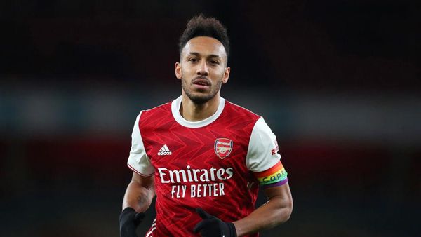 Arsenal Mencari Pengganti Aubameyang