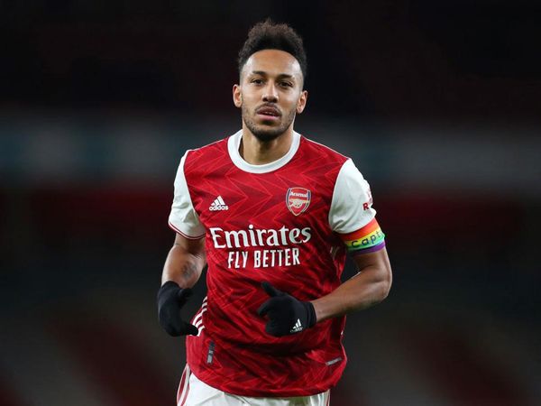 Arsenal Mencari Pengganti Aubameyang