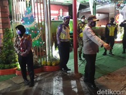 Polisi dan TNI Bojonegoro Patroli Skala Besar di Malam Tahun Baru