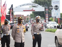 Malam Tahun Baru, Polisi Sekat 23 Titik Jalan di Kediri