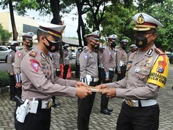 Ungkap Kasus Tabrak Lari, Polantas Sidoarjo Dapat Penghargaan
