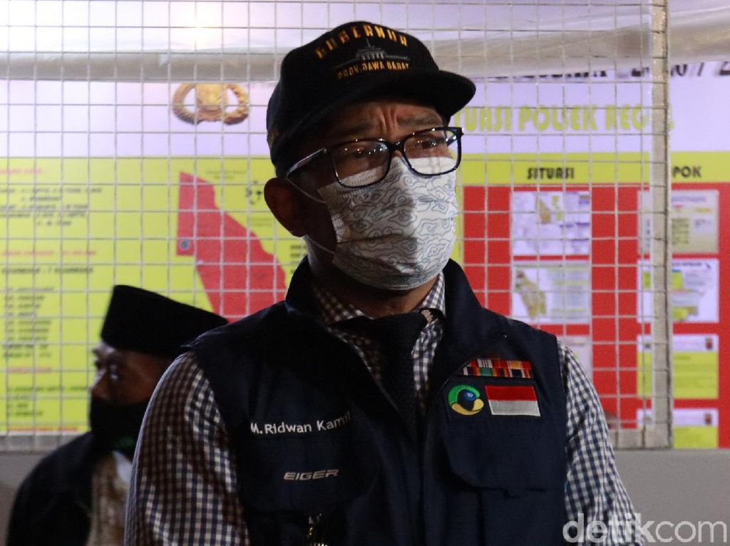 Cerita Ridwan Kamil yang Divaksin Covid-19, Apa Rasanya? Cerita Ridwan Kamil yang Divaksin Covid-19, Apa Rasanya?