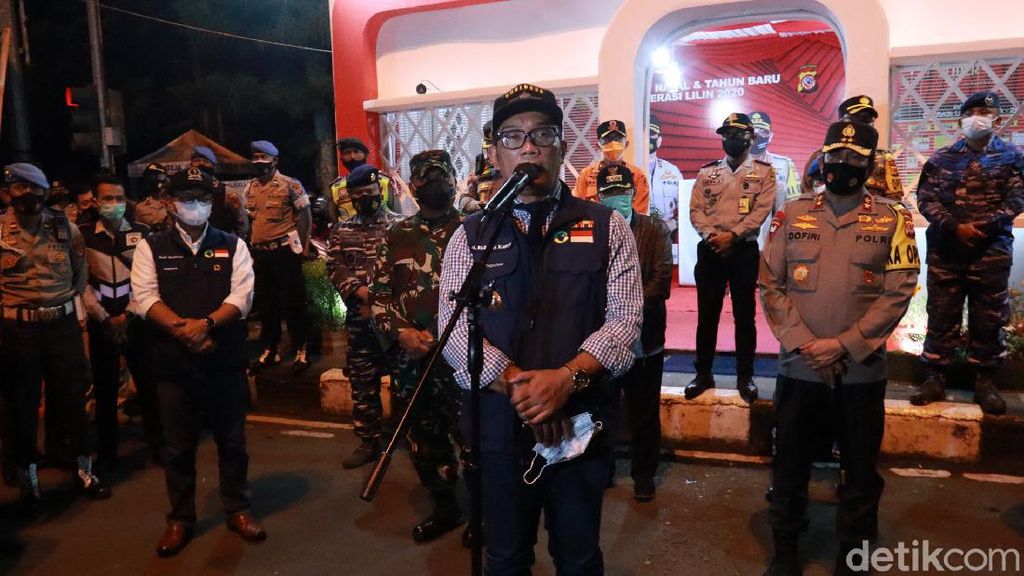 Ridwan Kamil Tinjau Kota Bandung di Malam Pergantian Tahun