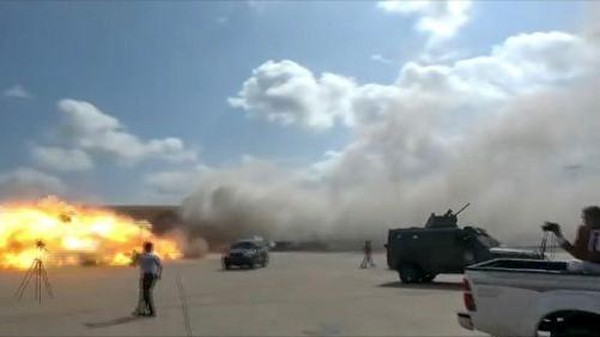 YEMEN-CONFLICT-BLAST A video grab shows the moment an ordnance hit the airport in the southern Yemeni port city of Aden on December 30, 2020, shortly after the arrival of a plane carrying members of a new unity government. - Explosions rocked Yemens Aden airport on Wednesday shortly after the arrival of a plane carrying members of a new unity government, an AFP correspondent at the scene said.