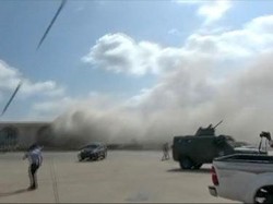 Kondisi Bandara Yaman Usai Terjadi Ledakan