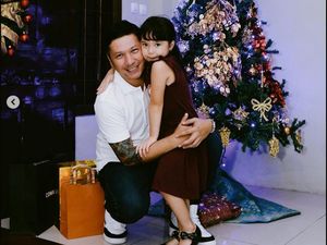 Gading Marten Beri Kesibukan Olahraga ke Gempi Agar Tak Gadget Terus Gading Marten Beri Kesibukan Olahraga ke Gempi Agar Tak Gadget Terus