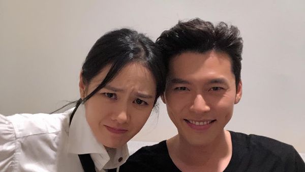 7 Kode Cinta Son Ye Jin pada Hyun Bin Terungkap di Foto Ini!
