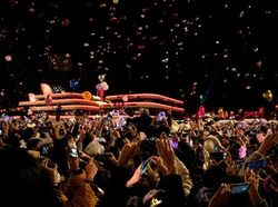 Saat Ratusan Warga Wuhan Rayakan Malam Tahun Baru 2021