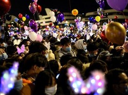 Ironi India Diamuk Corona, Wuhan Sudah Berpesta