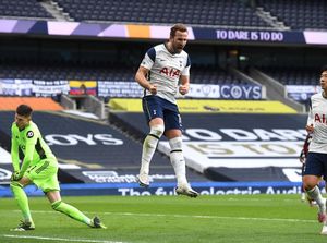 Kane-Son Bawa Tottenham Unggul 2-0 atas Leeds di Babak I