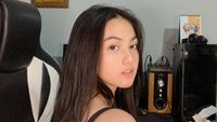7 Potret Aisyah Aqilah yang Digosipkan Pacaran dengan Jeff Smith