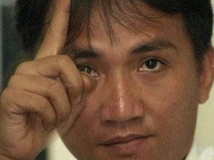 Andi Arief Ditanya soal Beda Keterangan Jumlah Uang dari Bupati PPU Andi Arief Ditanya soal Beda Keterangan Jumlah Uang dari Bupati PPU