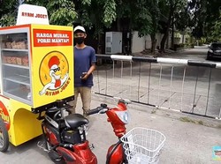 Keren! Ayam Geprek Dijual Keliling Pakai Motor Listrik