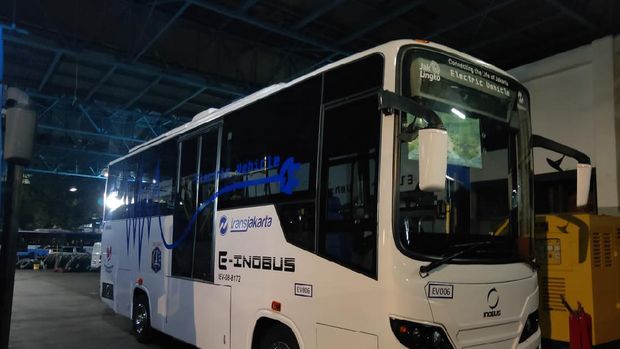 Bus Listrik INKA Diuji Coba di Jakarta