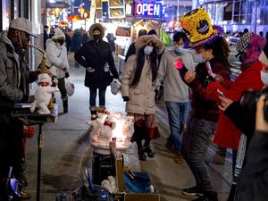 Panduan Baru Lembaga Amerika Serikat Bagi yang Sudah Vaksinasi Corona