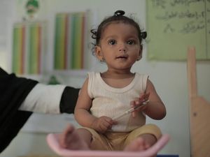 Malnutrisi Adalah: Ciri dan Penyebabnya